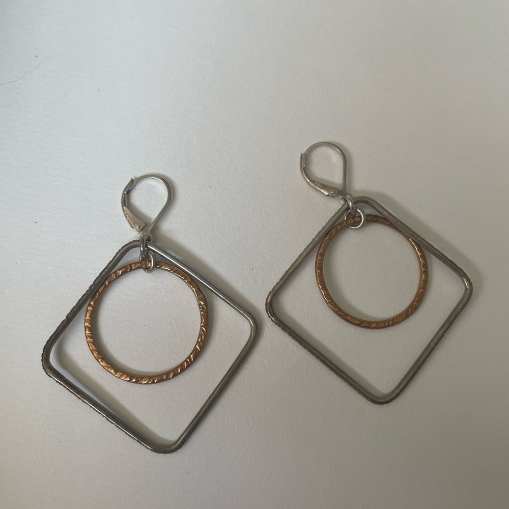 Karyn Chopik Elegant Silver Geometric Earrings